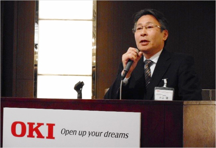 井上 肇氏